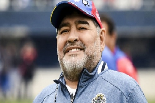 Diego Maradona morre aos 60 anos na Argentina