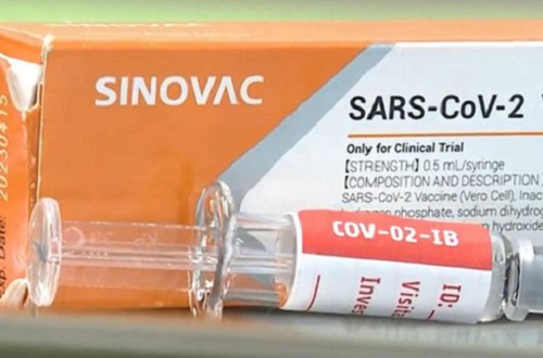 Coronavac:  SP diz que é eficaz, mas adia divulgação de resultados da vacina 