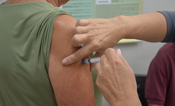 Sábado terá vacinação contra gripe na escola industrial