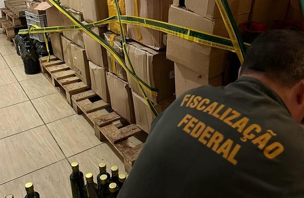 Força-tarefa apreende mais de 6 mil garrafas de azeite falsificado