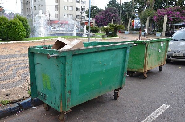 Campanha incentiva e orienta sobre descarte coleto de lixo em Franca 
