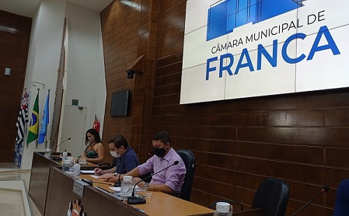 Câmara debate projeto de obras para desinterdição de prédio no City Petrópolis 