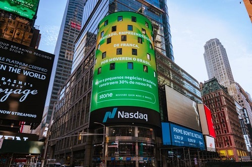 Em homenagem aos empreendedores, Stone leva Franca à Times Square
