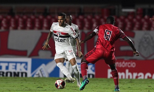 Na estreia de Crespo, São Paulo fica no empate com Botafogo-SP
