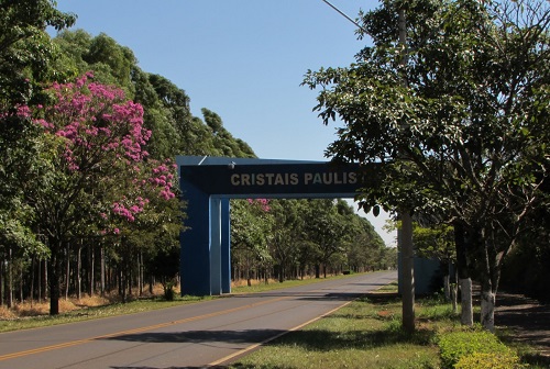 Cristais Paulista realiza barreira sanitária em pontos estratégicos contra Covid-19
