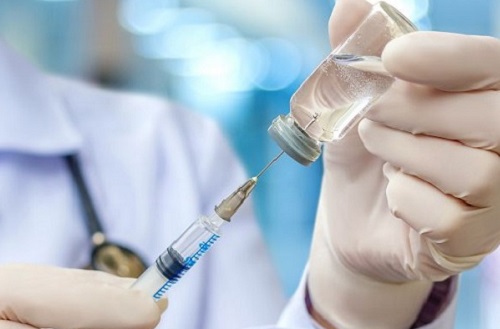 Saúde inicia aquisição de seringas e agulhas para vacinação Covid-19