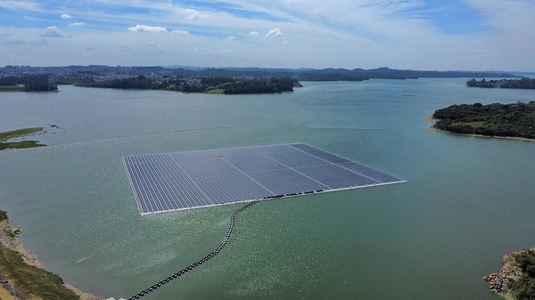 SP apresenta maior usina solar flutuante do país na represa Billings