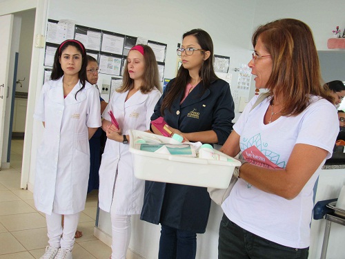 Hospital do Câncer realiza Dia da Beleza para pacientes em Franca 