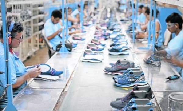Indústria calçadista gerou mais de 20 mil vagas no ano em todo Brasil 