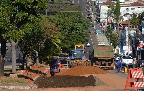 Semáforo será instalado no cruzamento das avenidas Presidente Vargas e Dom Pedro 
