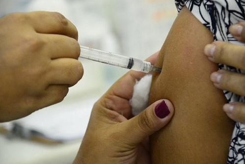 Governo compra mais 54 milhões de doses de vacina contra covid-19