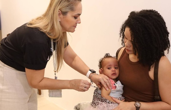 Ministério da Saúde inclui segunda dose de reforço contra poliomielite