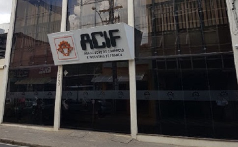 ACIF realiza seminário online sobre feira de negócios da China