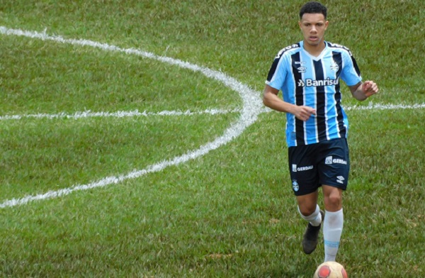 Grêmio-RS e Athletico-PR fazem duelo decisivo pela Copinha no Lanchão