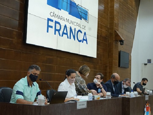 Câmara cobra retomada de exames de colonoscopia em Franca 