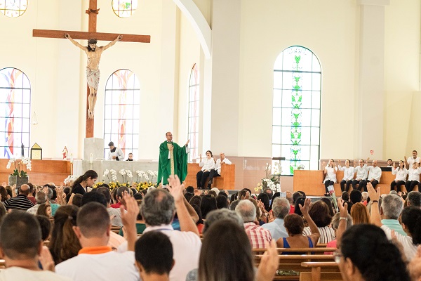 Santuário de Santa Rita de Cássia promove a 1ª Romaria do Terço dos Homens