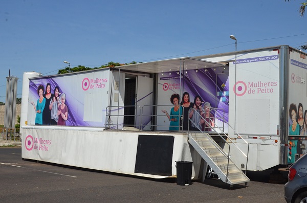 Carreta da Mamografia inicia atendimentos em Franca 