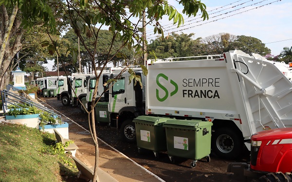 Novo sistema de coleta de lixo é apresentado em Franca 