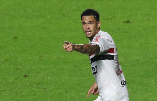 Depois de sair atrás, São Paulo busca empate com o Bahia