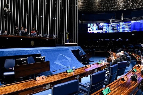 Congresso aprova orçamento de R$ 4,8 bi para campanha eleitoral