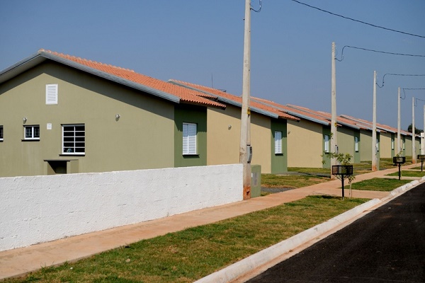 Novas moradias são entregues para 87 famílias em Barretos 