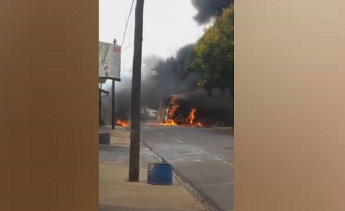 Morte e protesto: ônibus é incendiado após jovem ser baleado pela PM; Veja! 