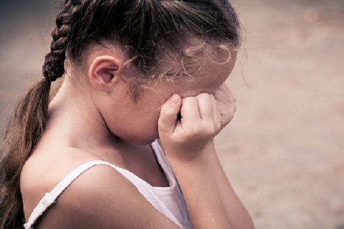 A cada dia, seis meninas entre 10 e 14 anos sofrem aborto após estupro no Brasil