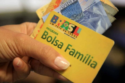 Bloqueios do Bolsa Família por falta de atualização são suspensos por mais 90 dias