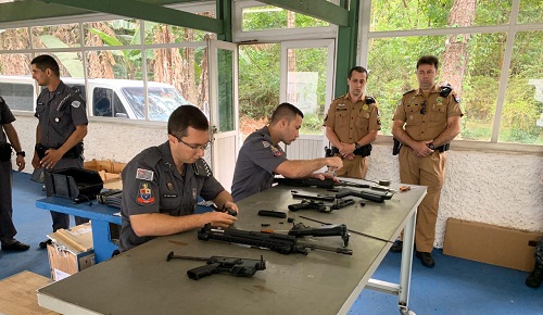 Polícia Militar inicia testes para compra de 1,3 mil fuzis