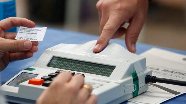 TSE decide que eleitores sem biometria poderão votar nas eleições de outubro