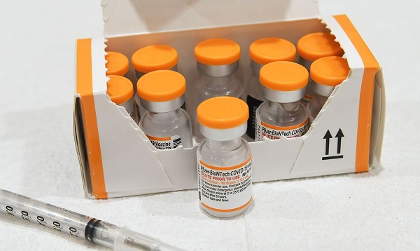 Vacinação é retomada nesta quarta em oito postos de saúde 