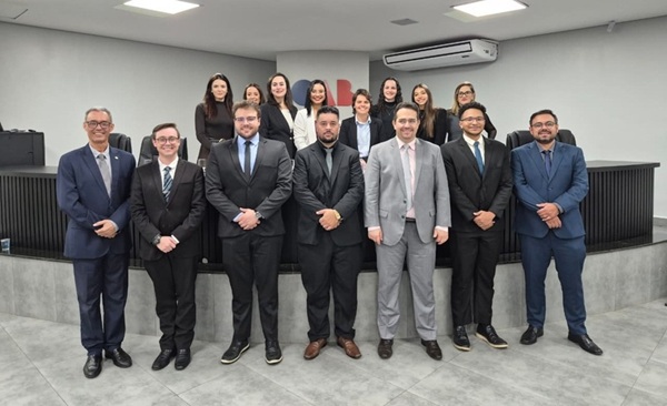 OAB Franca entrega de carteiras para 90 novos advogados em 2026