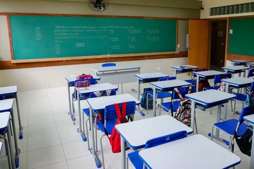 Franca mantém revezamento e ensino híbrido nas escolas municipais